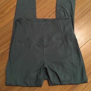 Girlfriend Collective jade legging small